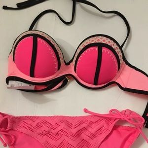 Hula Honey California Waves Two Piece Swimsuit Underwire Medium New Side Tie